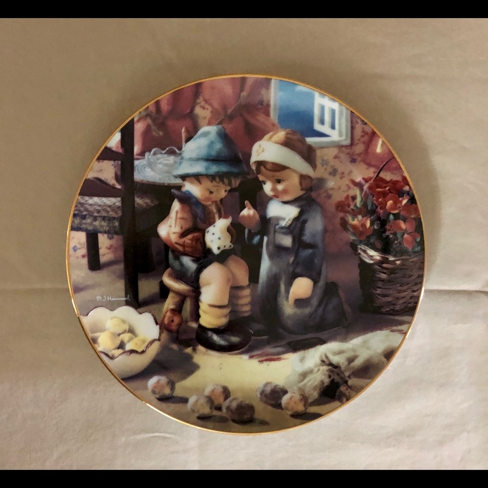 M.J. Hummel “Tender Loving Care” Collectible Plate - Picture 2 of 8